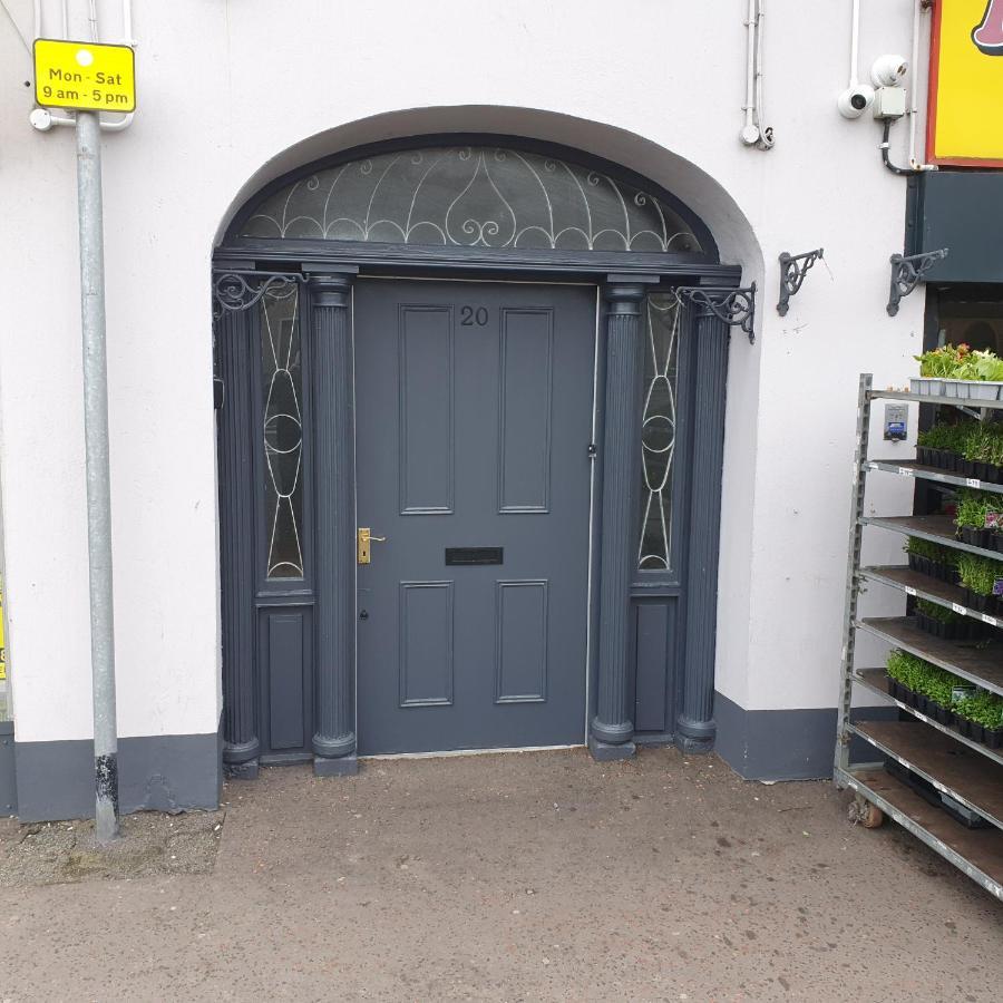 3 Bedroom Apartment, Ballymena, The Wee Stop Gap Exterior photo